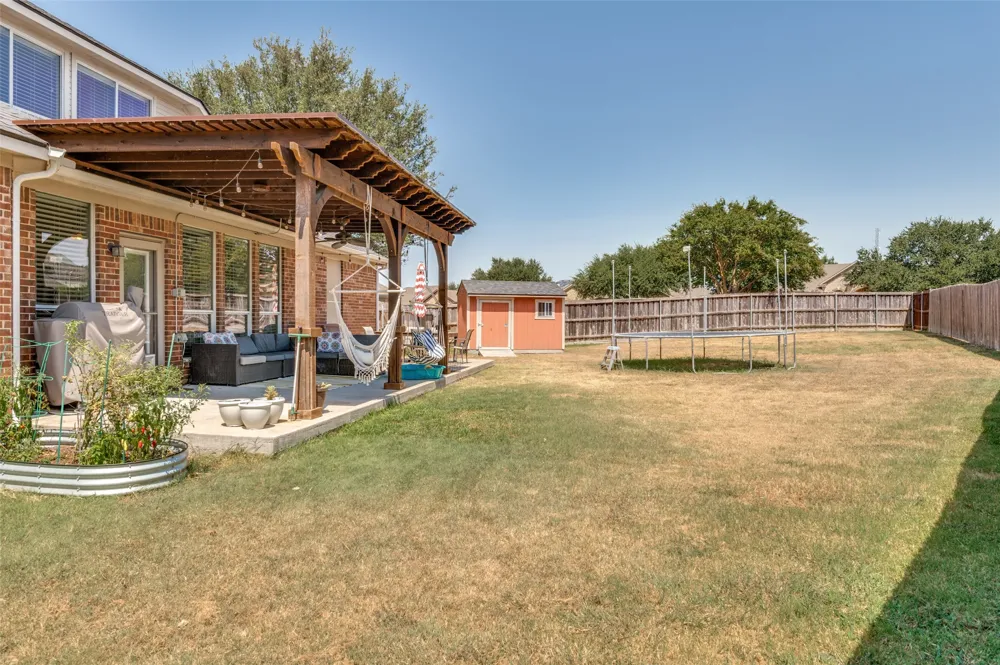 702 Champlain Court Midlothian, TX 76065