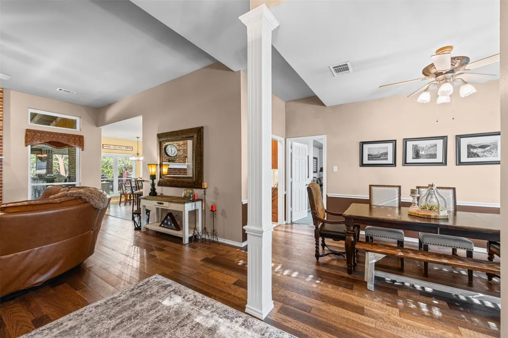 4430 Jakes Way Midlothian, TX 76065