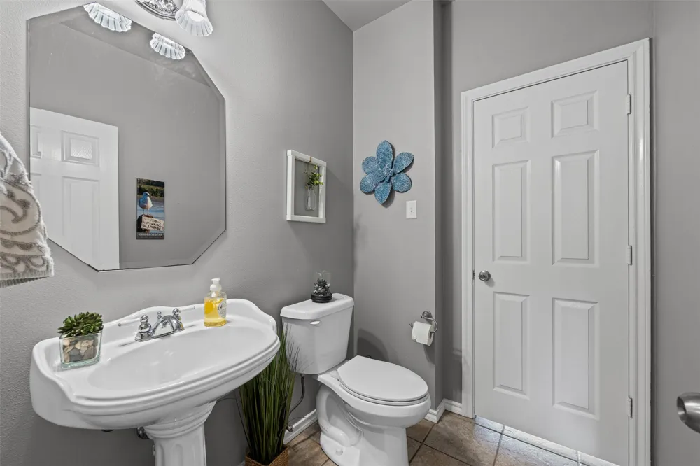 4430 Jakes Way Midlothian, TX 76065
