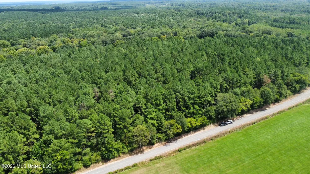 5 County Road 24 Enterprise, MS 39330