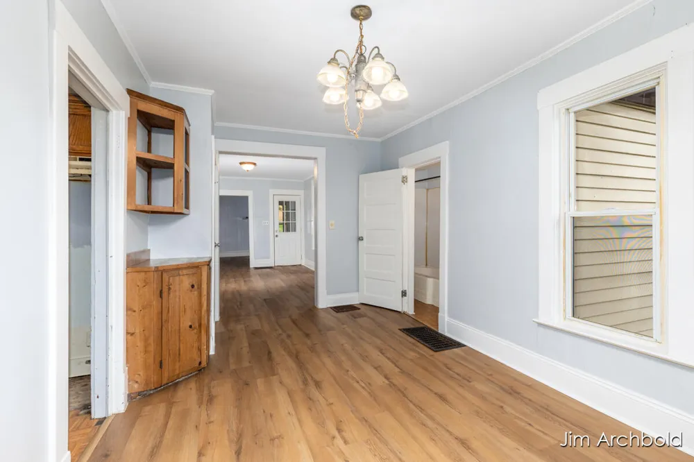 816 Jennette Avenue NW Grand Rapids, MI 49504