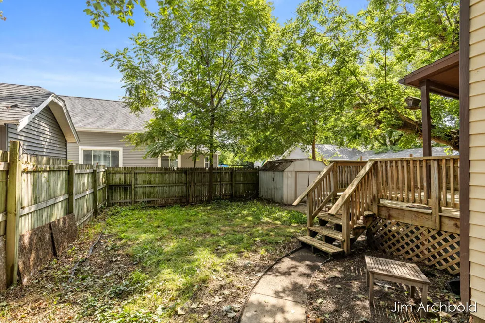 816 Jennette Avenue NW Grand Rapids, MI 49504