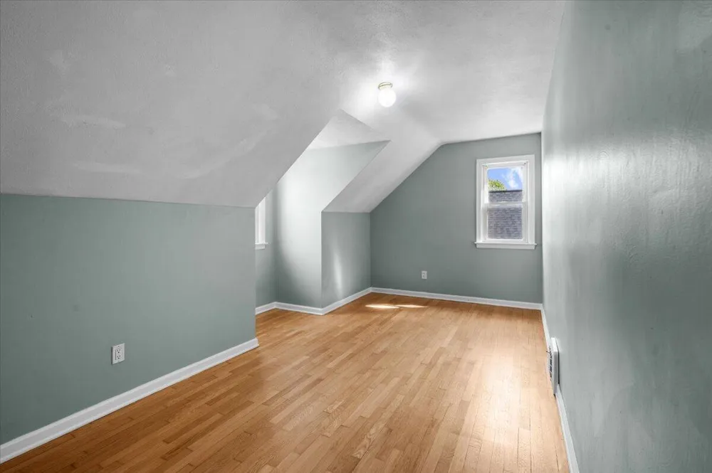 1319 Diamond Avenue NE Grand Rapids, MI 49505