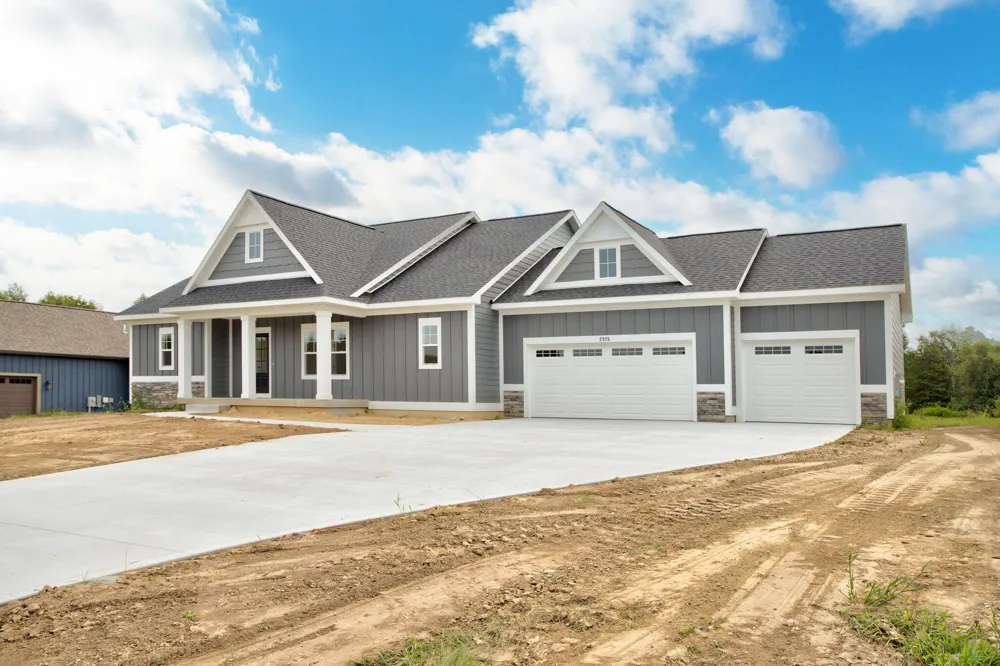 2975 Colfax Street Fennville, MI 49408
