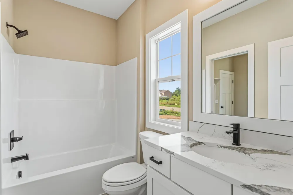 2975 Colfax Street Fennville, MI 49408