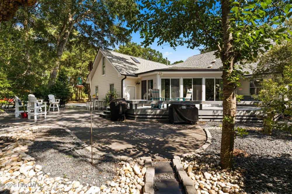 103 Olde Oak Lane Sunset Beach, NC 28468