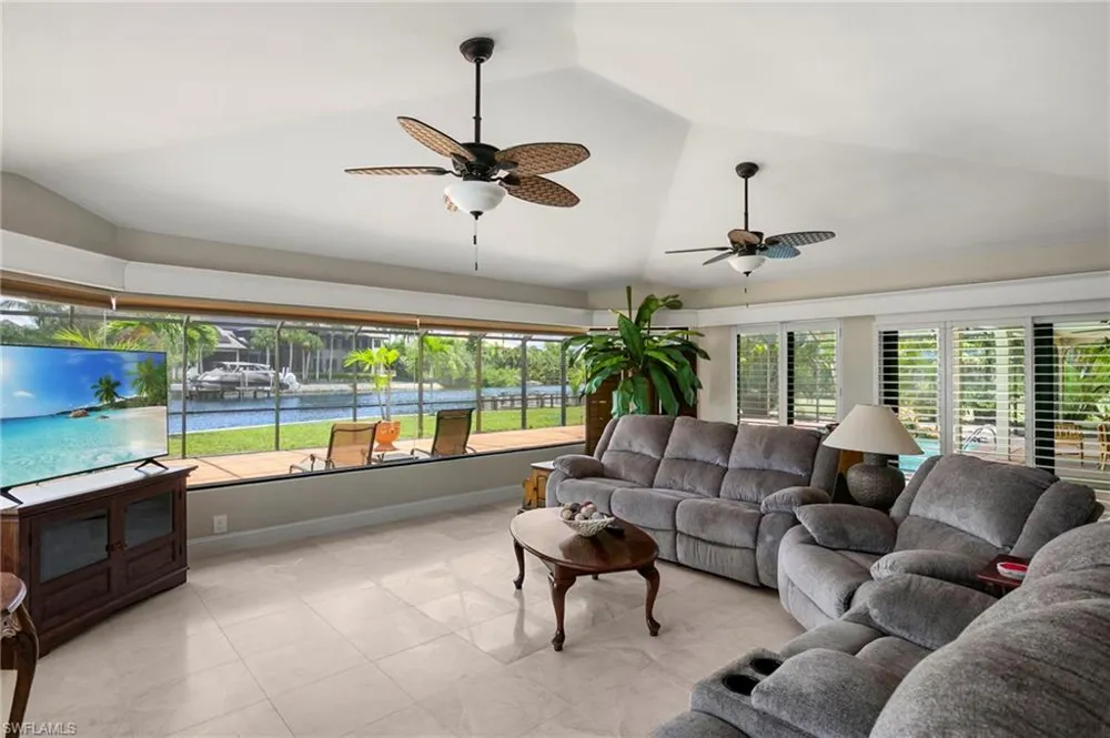 27565 Imperial Shores Boulevard Bonita Springs, FL 34134