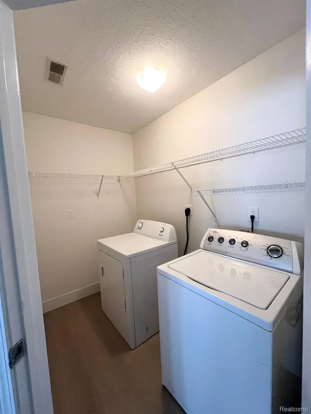 1336 HEATHERWOOD LANE Pittsfield Charter Township, MI 48108
