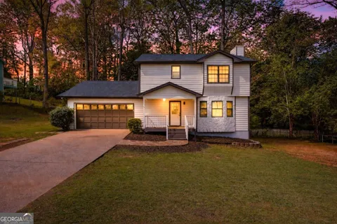 976 Walnut DR