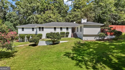1695 Briarcliff RD
