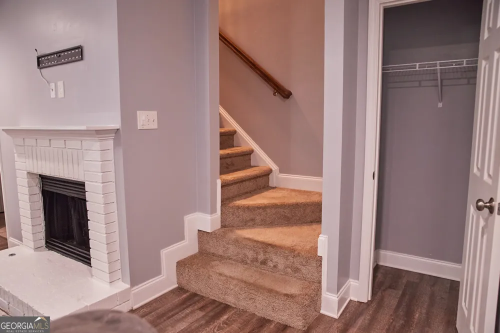 248 Mill Creek PL Roswell, GA 30076