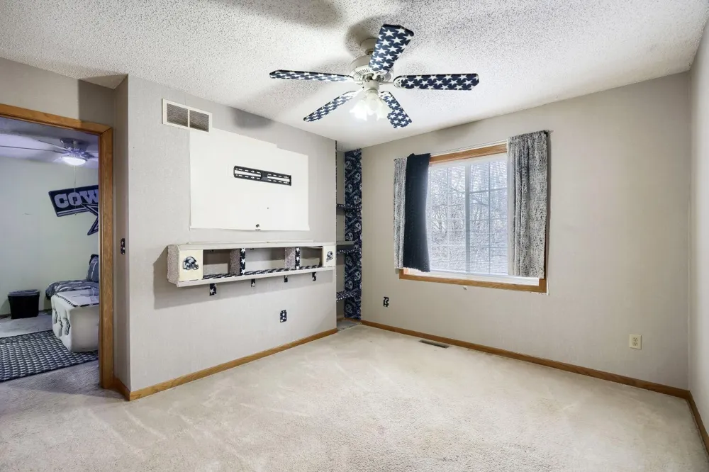 8731 Bechtel Avenue #136 Inver Grove Heights, MN 55076