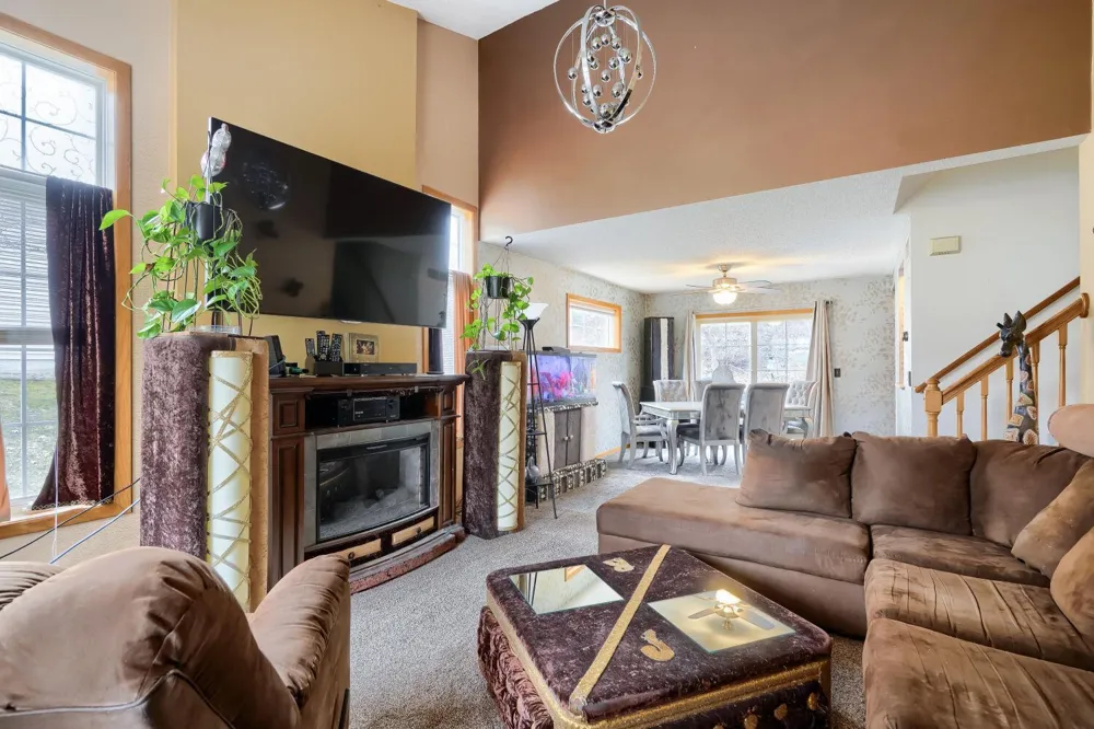 8731 Bechtel Avenue #136 Inver Grove Heights, MN 55076