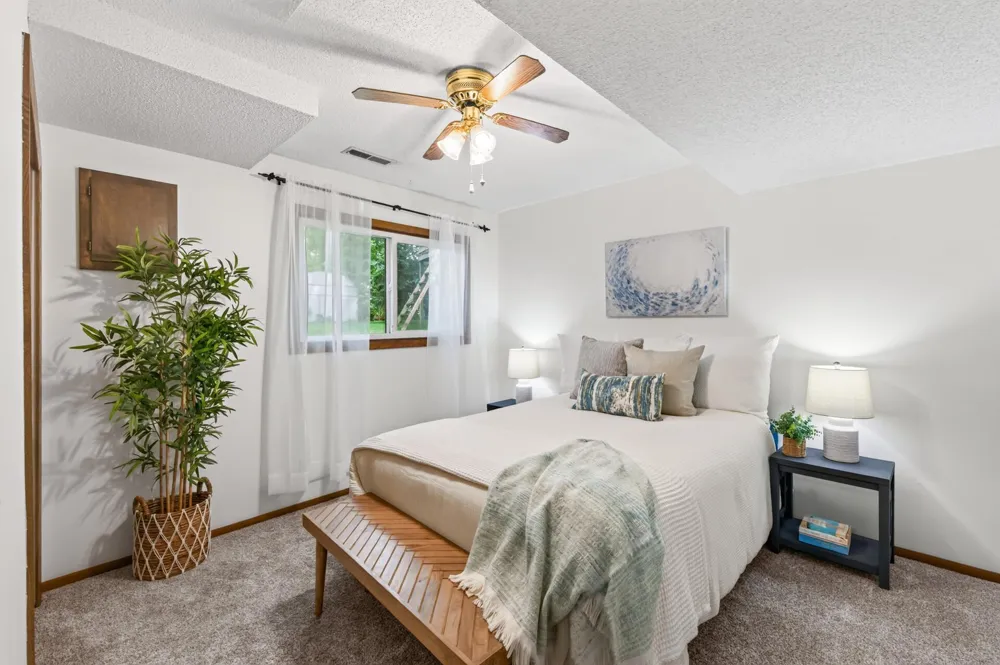 10665 Hummingbird Street NW Coon Rapids, MN 55433