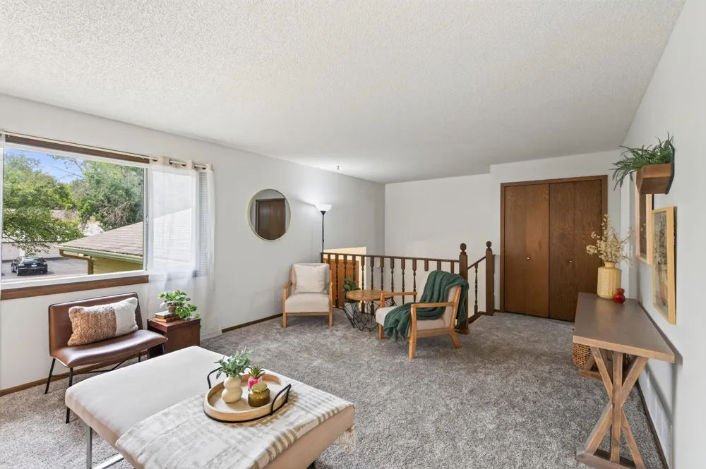 10665 Hummingbird Street NW Coon Rapids, MN 55433
