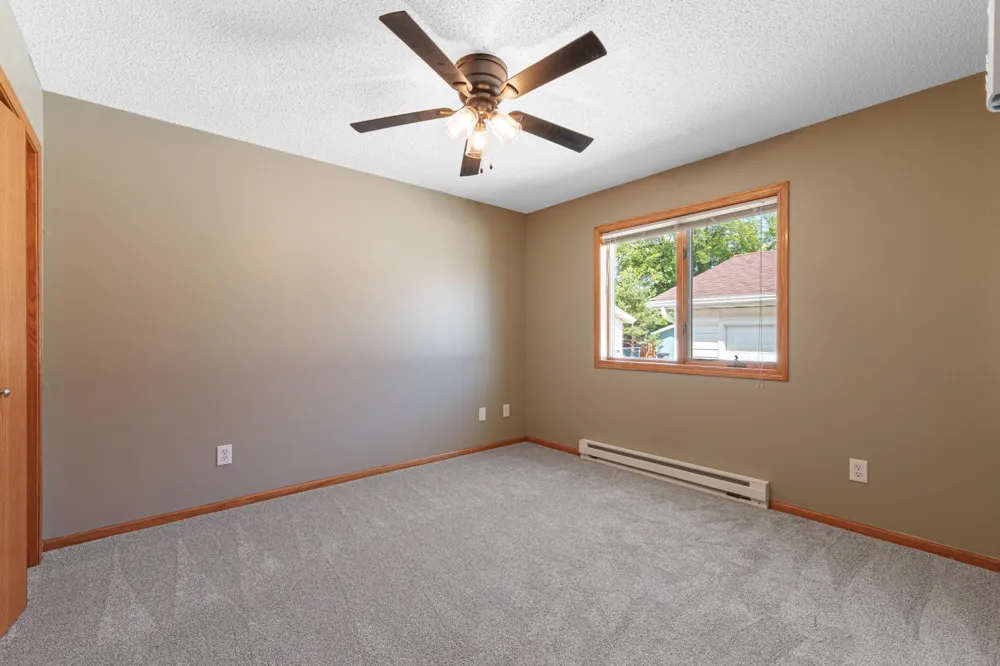 2017 32nd Avenue S Fargo, ND 58103