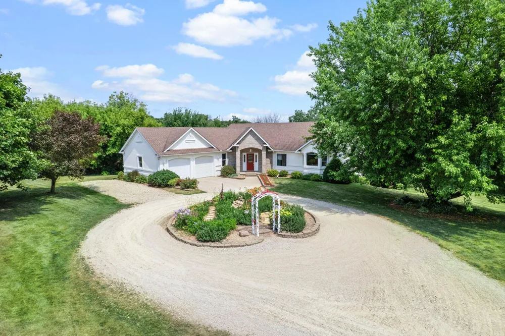 N6690 870th Street River Falls, WI 54022