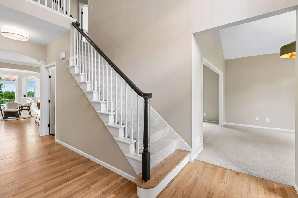 18706 Kanabec Court Lakeville, MN 55044