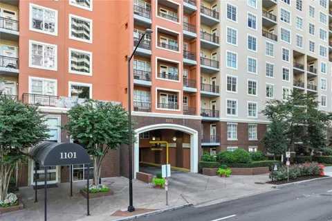1101 Juniper Street NE ##319