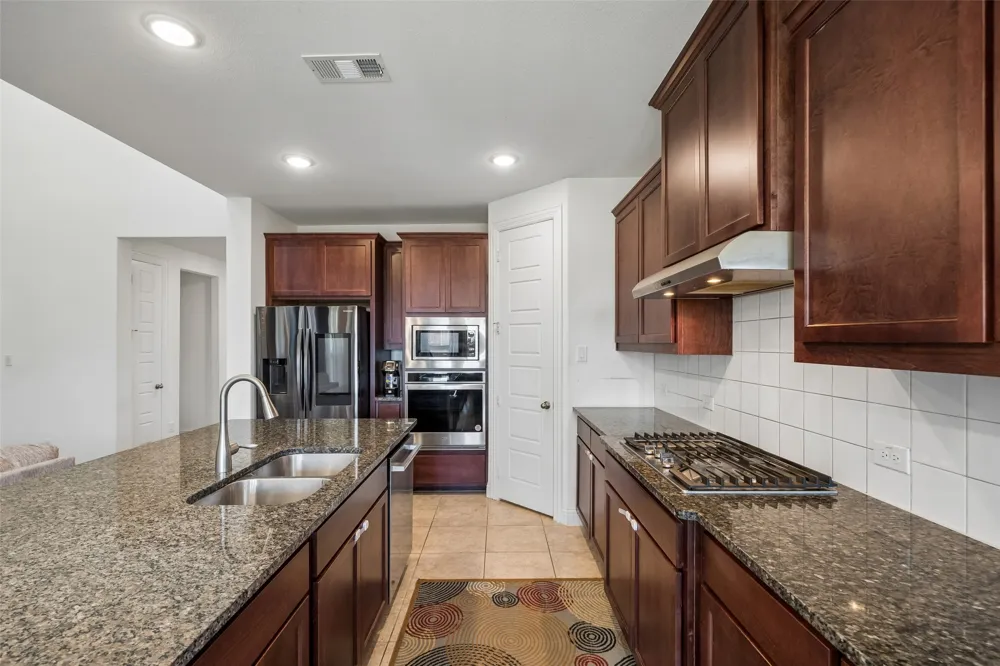 1804 Landing Street Mansfield, TX 76063