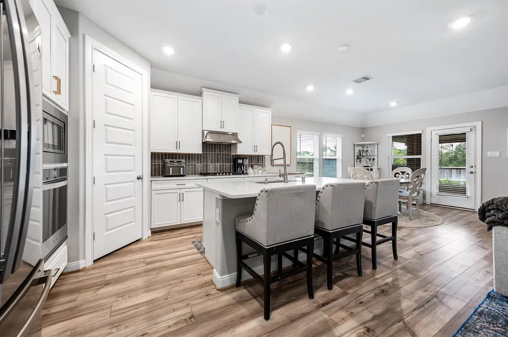 2710 Summer Indigo Trail Pearland, TX 77089