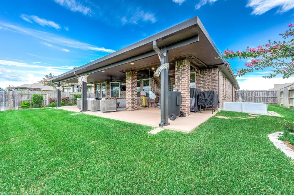 2710 Summer Indigo Trail Pearland, TX 77089