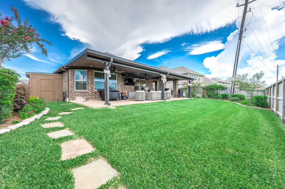2710 Summer Indigo Trail Pearland, TX 77089