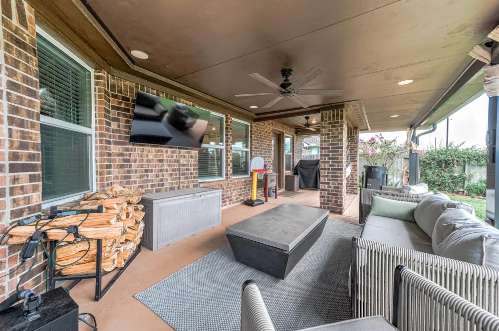 2710 Summer Indigo Trail Pearland, TX 77089