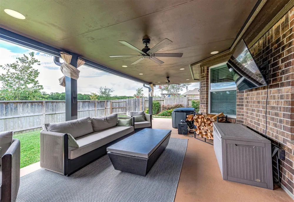 2710 Summer Indigo Trail Pearland, TX 77089