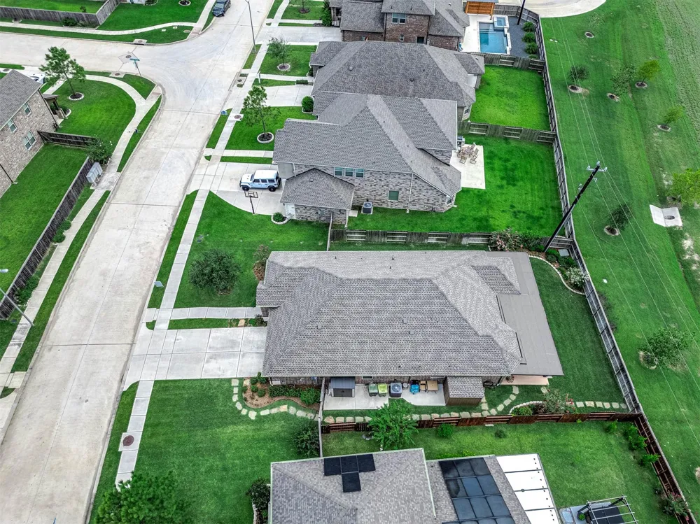 2710 Summer Indigo Trail Pearland, TX 77089