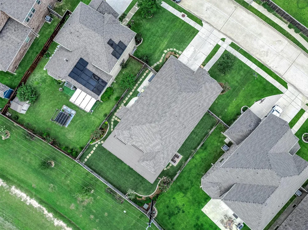 2710 Summer Indigo Trail Pearland, TX 77089