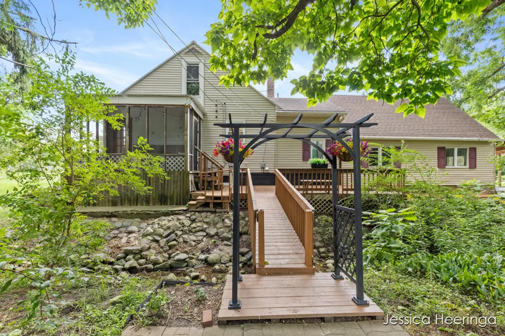 475 Northland Court NE Rockford, MI 49341