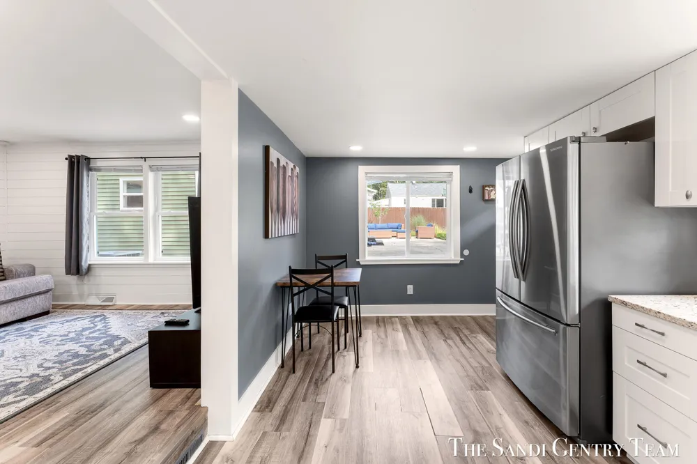 16837 Ferry Street Spring Lake, MI 49456