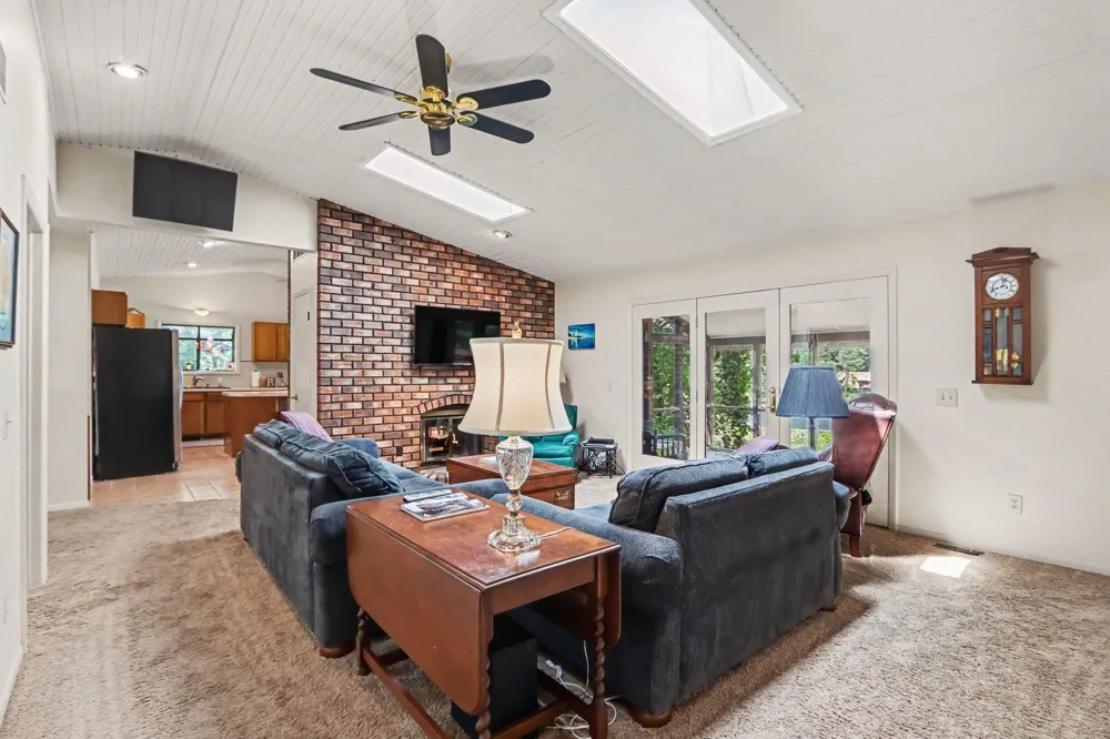 9808 Oak Forest Circle Kalamazoo, MI 49009
