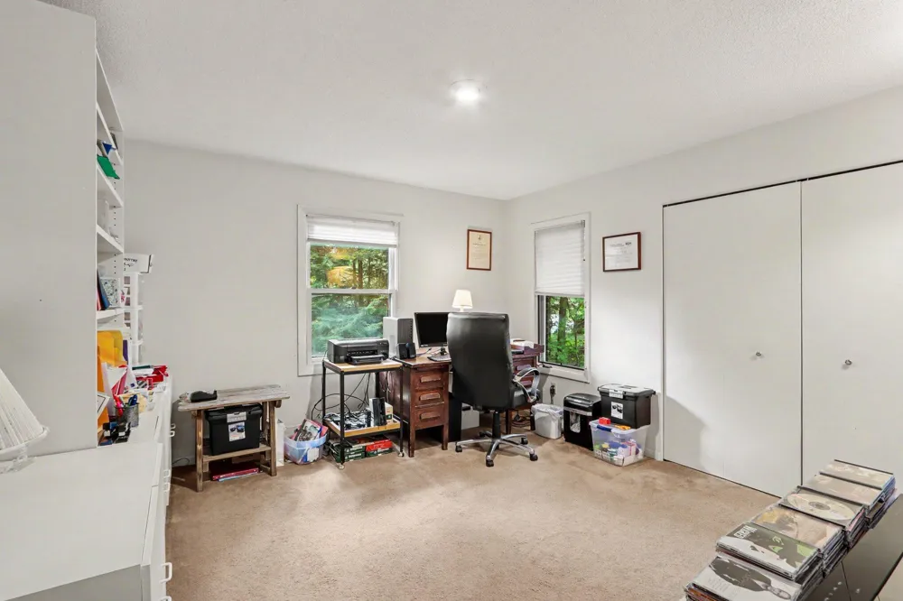 9808 Oak Forest Circle Kalamazoo, MI 49009