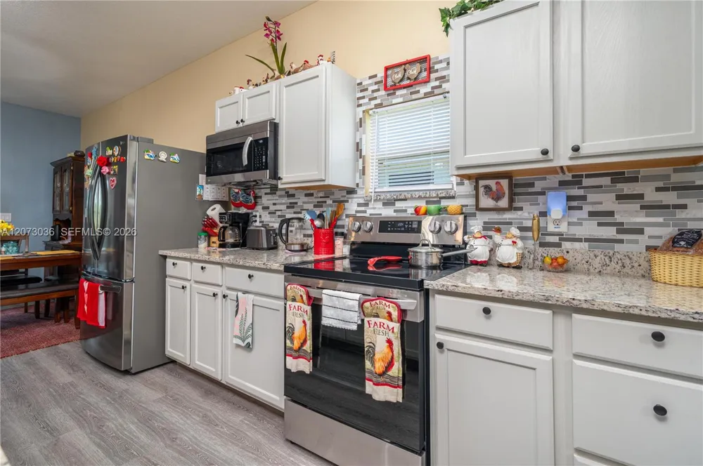182 Woodstork Way Frostproof, FL 33843