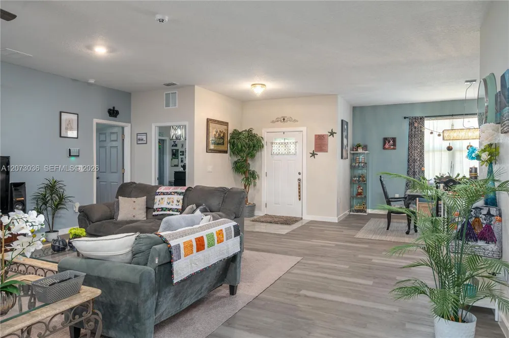 182 Woodstork Way Frostproof, FL 33843