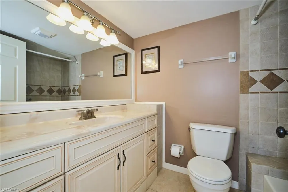 4707 SE 5th Avenue #102 Cape Coral, FL 33904