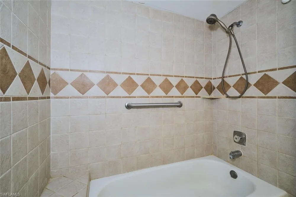 4707 SE 5th Avenue #102 Cape Coral, FL 33904