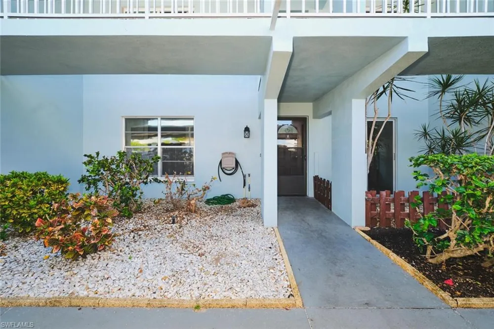 4707 SE 5th Avenue #102 Cape Coral, FL 33904