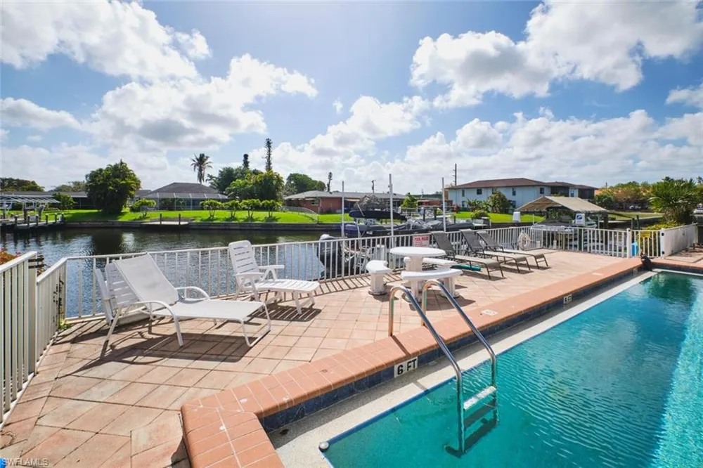 4707 SE 5th Avenue #102 Cape Coral, FL 33904