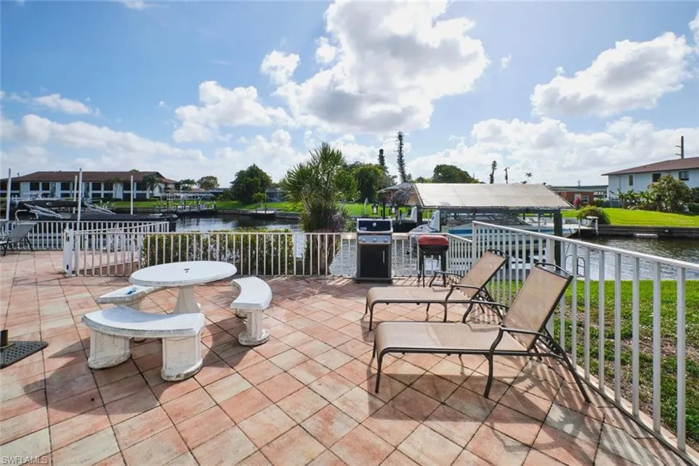 4707 SE 5th Avenue #102 Cape Coral, FL 33904