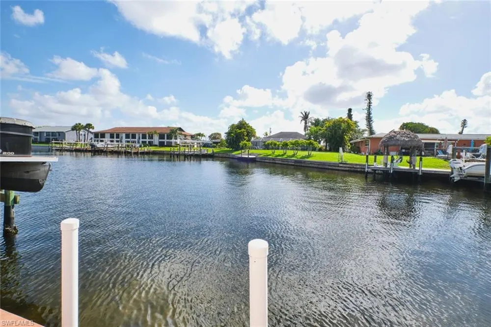 4707 SE 5th Avenue #102 Cape Coral, FL 33904