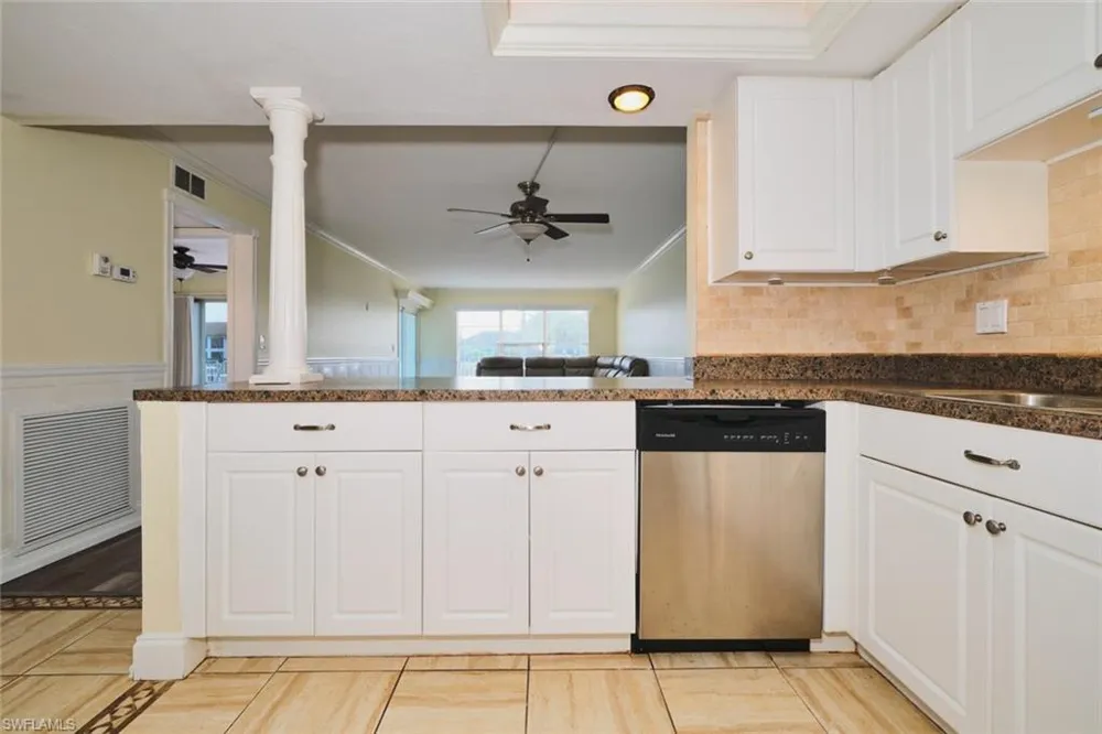 4707 SE 5th Avenue #102 Cape Coral, FL 33904