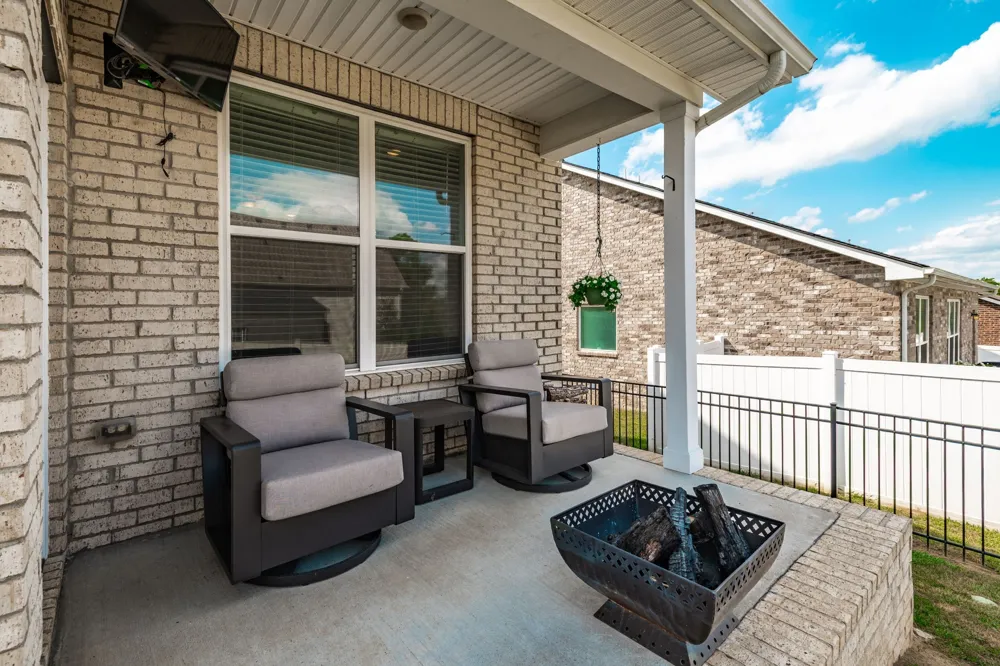 241 Griffin Ln Gallatin, TN 37066