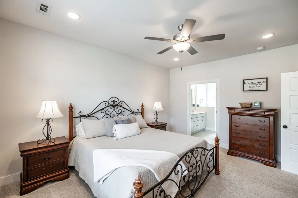 241 Griffin Ln Gallatin, TN 37066