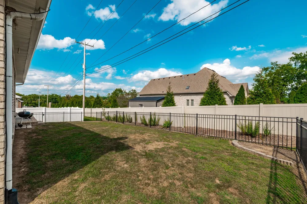 241 Griffin Ln Gallatin, TN 37066