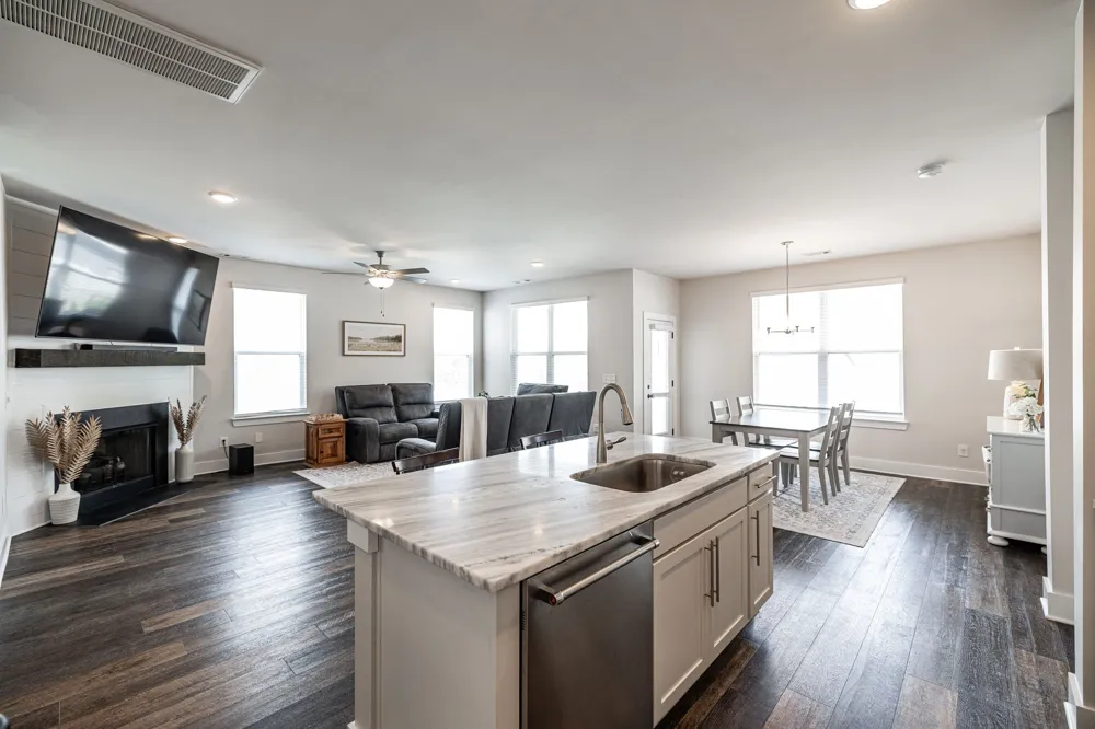 241 Griffin Ln Gallatin, TN 37066