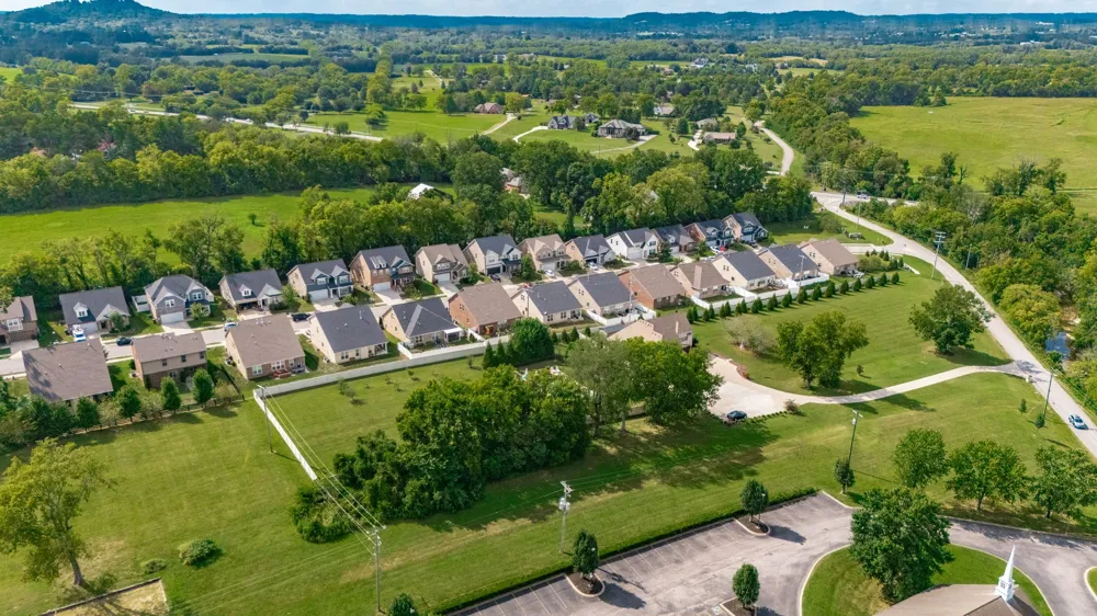 241 Griffin Ln Gallatin, TN 37066