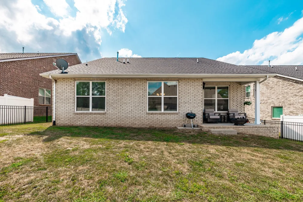 241 Griffin Ln Gallatin, TN 37066